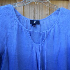 Ombre Blue Vee neck Top, 3/4 Sleeves Size Large By IZ byer